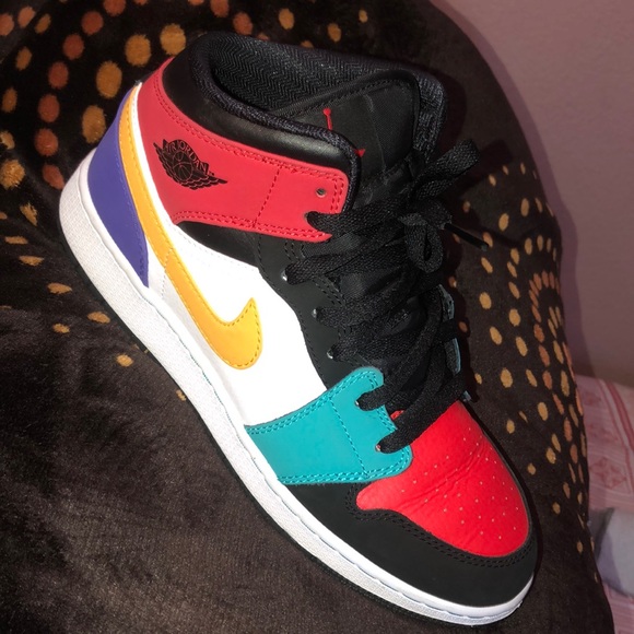 multi color 1s